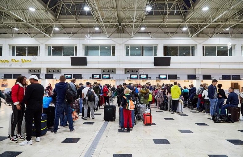 Turkey Visa on arrival| A view of waiting lines in a Turkey's airport